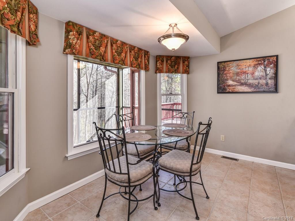 121 Foothills Drive - Photo 7