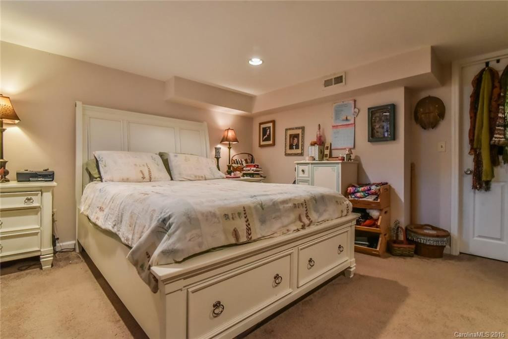 309 Ash Street - Photo 8