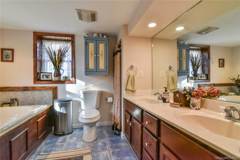 309 Ash Street - Photo 9