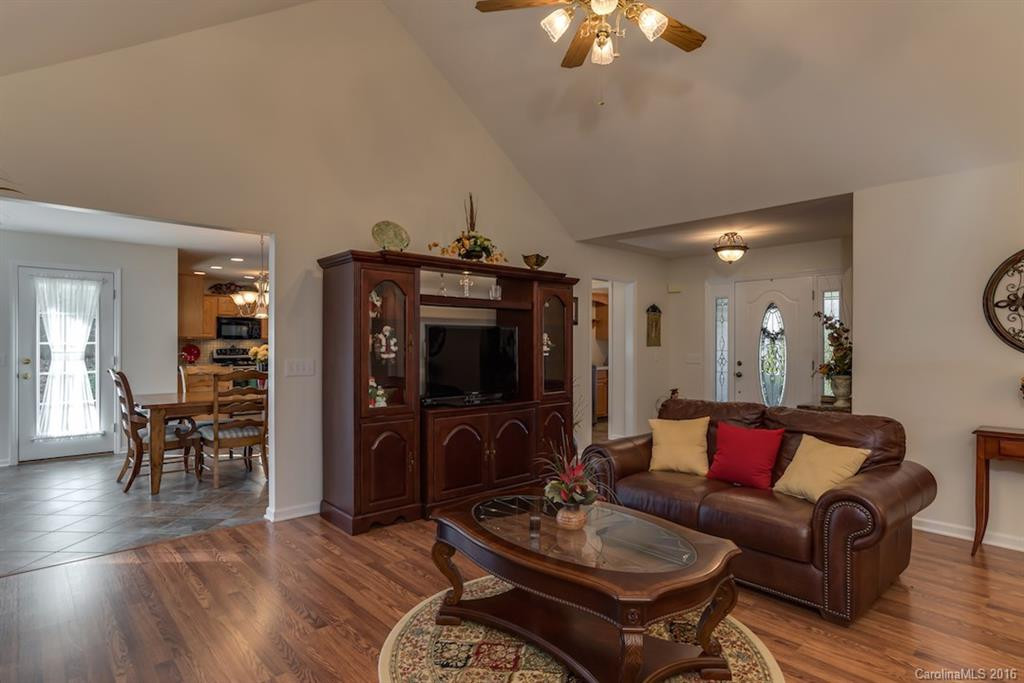148 Hannah Drive - Photo 11
