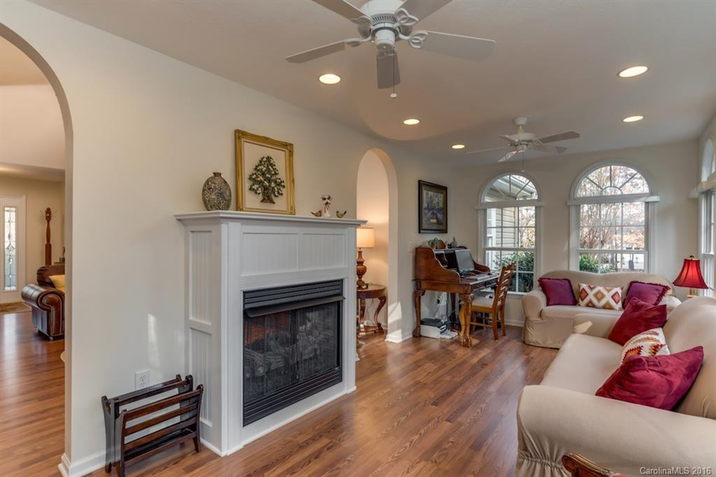 148 Hannah Drive - Photo 9