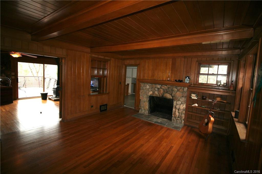 618 Sunset Drive - Photo 2