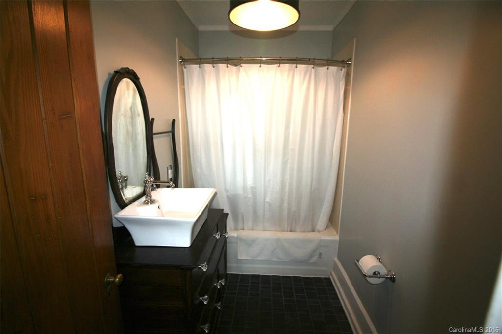 618 Sunset Drive - Photo 7