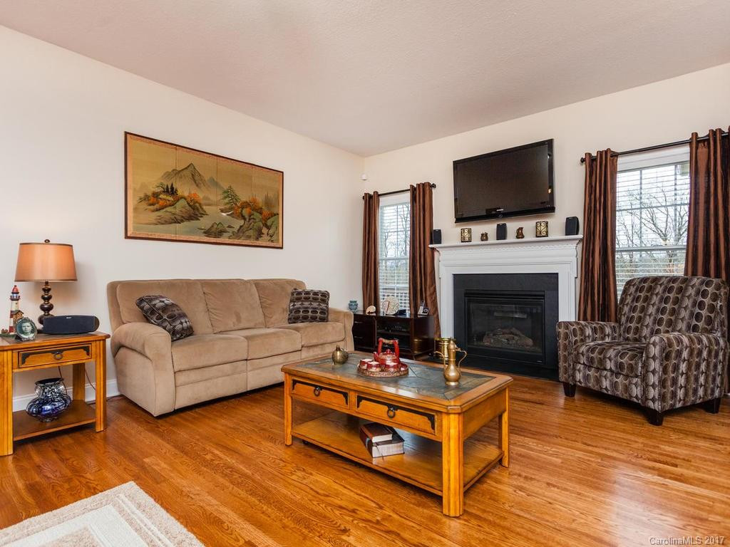 456 Rowland Road - Photo 3