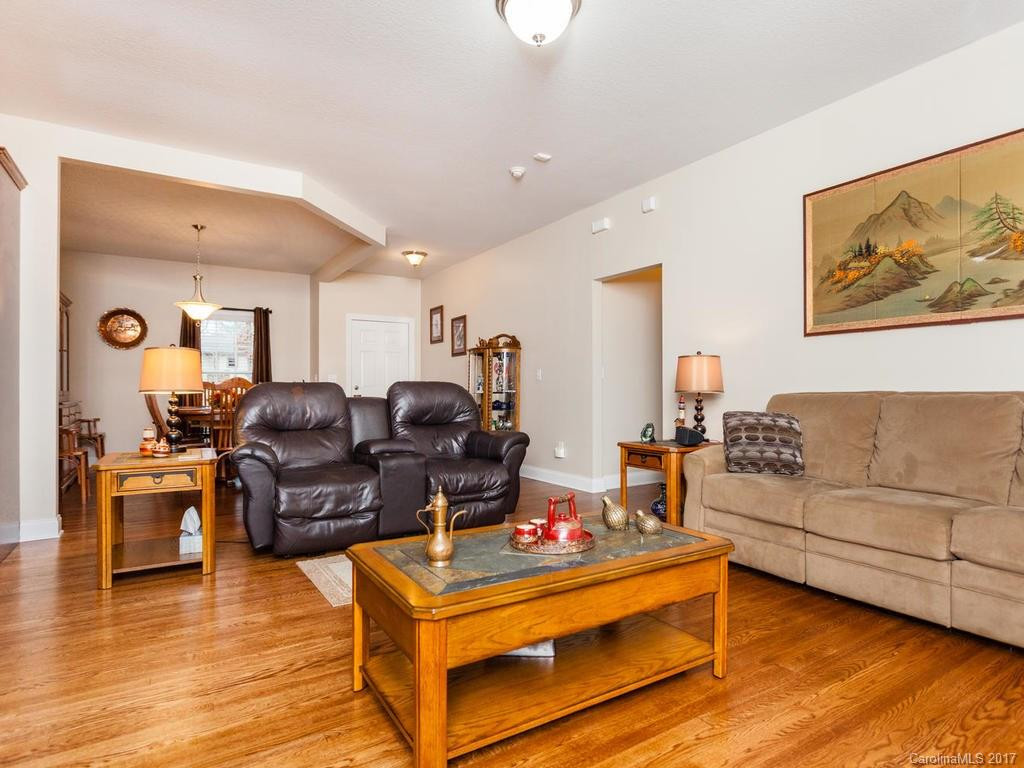 456 Rowland Road - Photo 5
