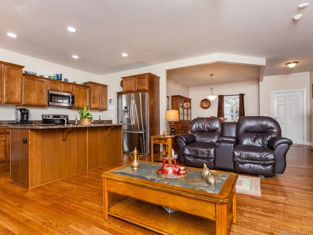 456 Rowland Road - Photo 6
