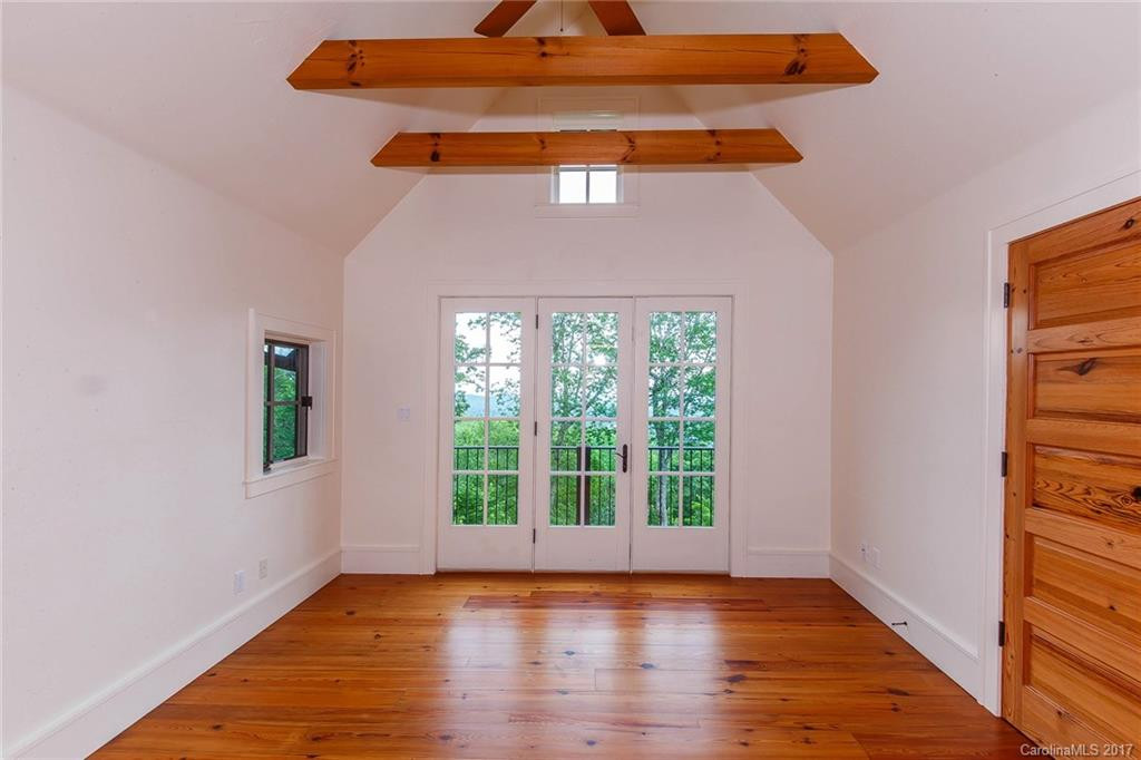 1035 Toxaway Drive - Photo 18