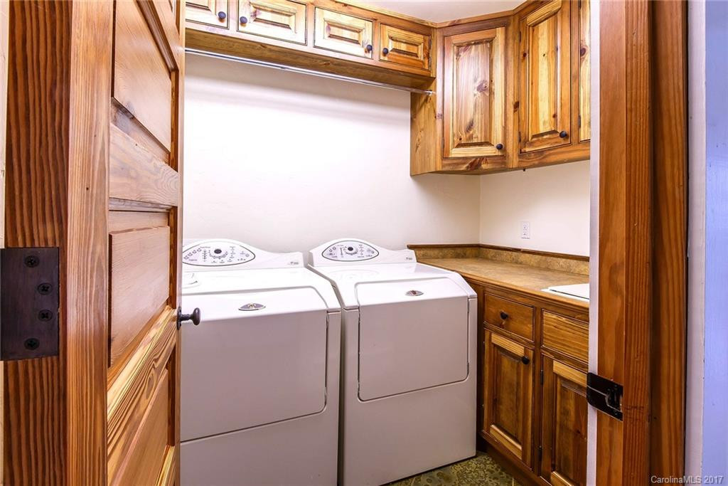 1035 Toxaway Drive - Photo 21