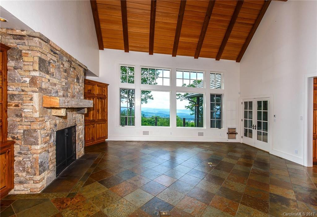 1035 Toxaway Drive - Photo 4