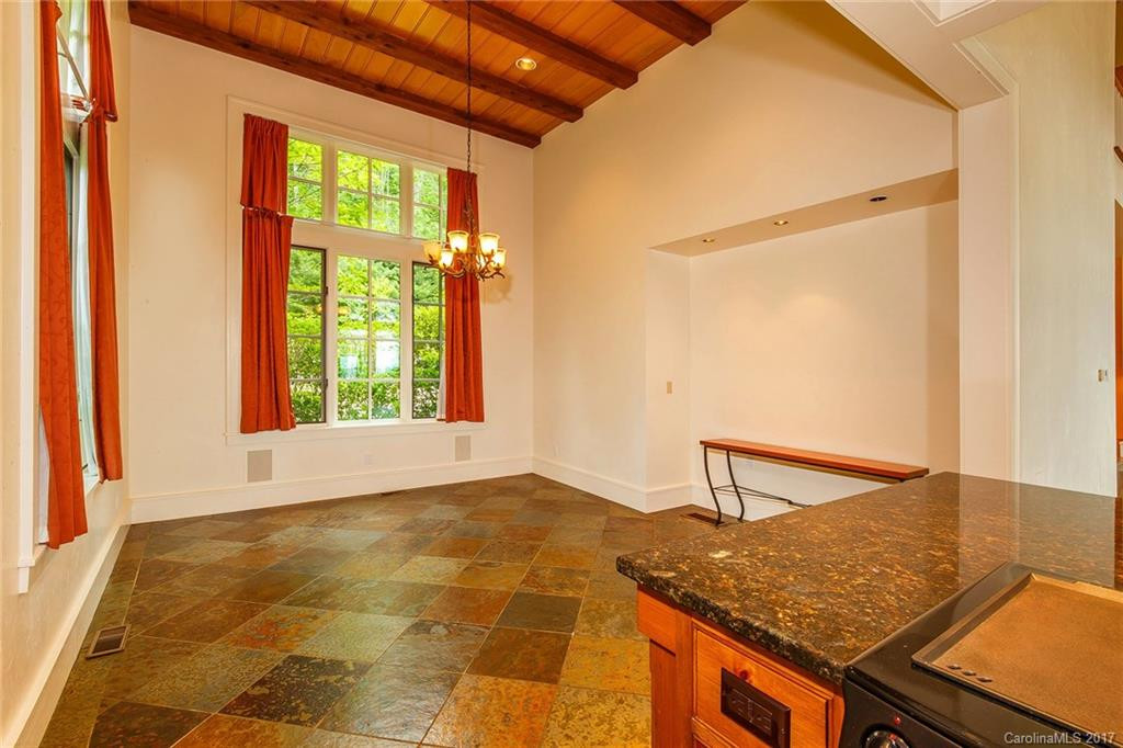 1035 Toxaway Drive - Photo 7