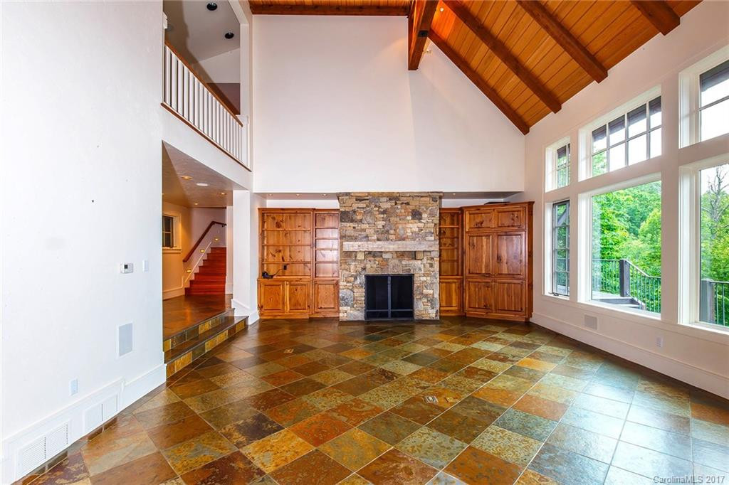 1035 Toxaway Drive - Photo 9