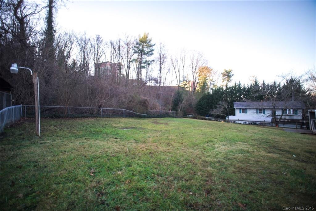 155 Carroll Avenue - Photo 16