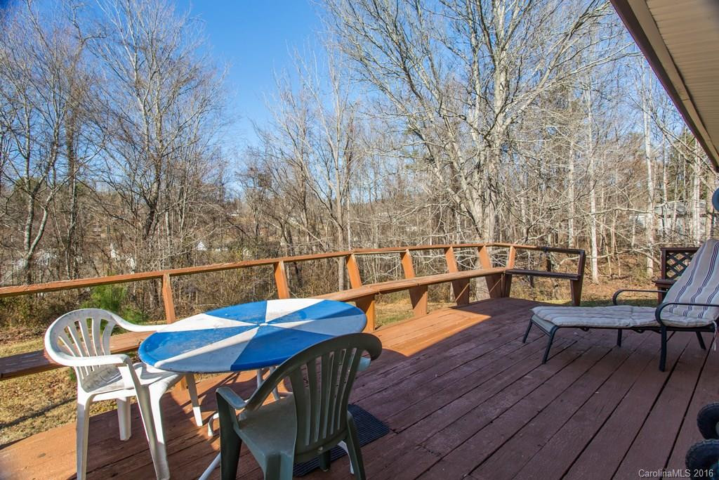 97 Maple Avenue - Photo 3