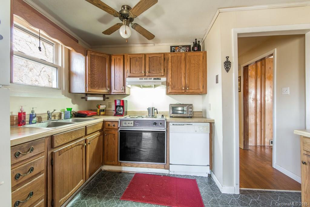 97 Maple Avenue - Photo 8
