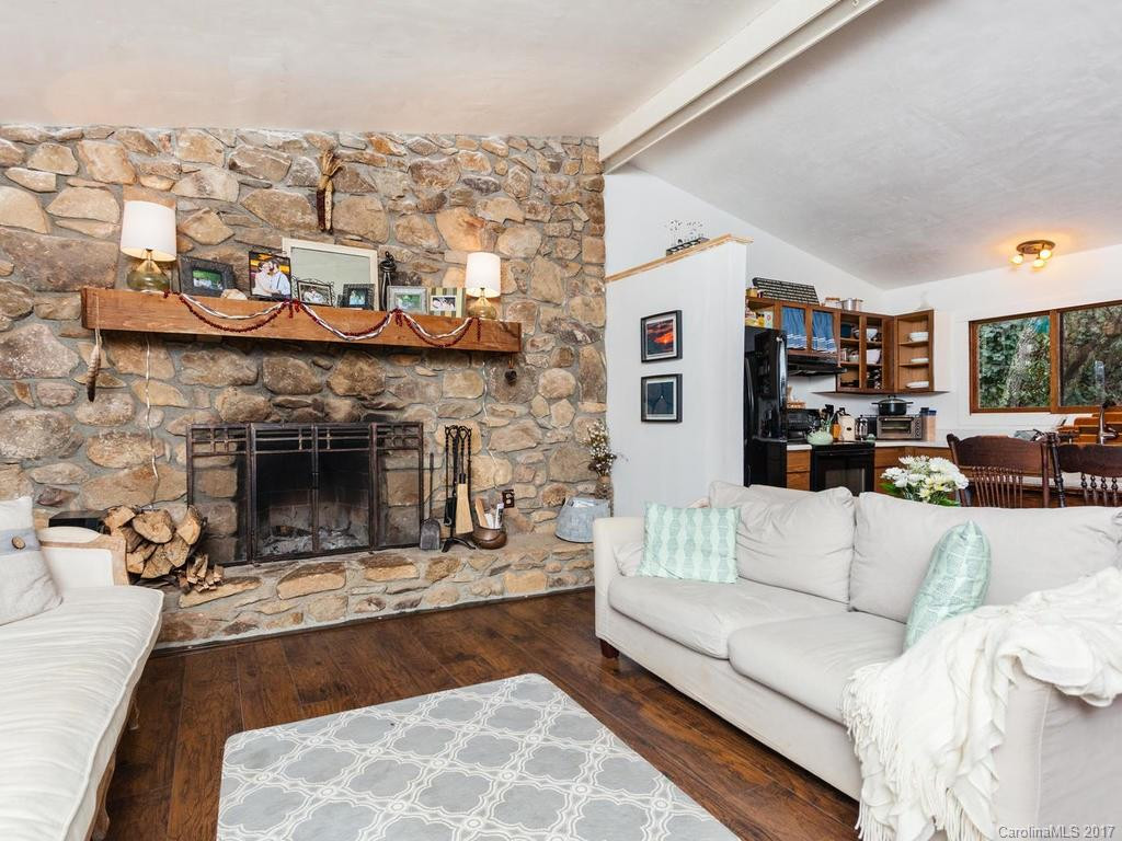 653 Avery Creek Road - Photo 11