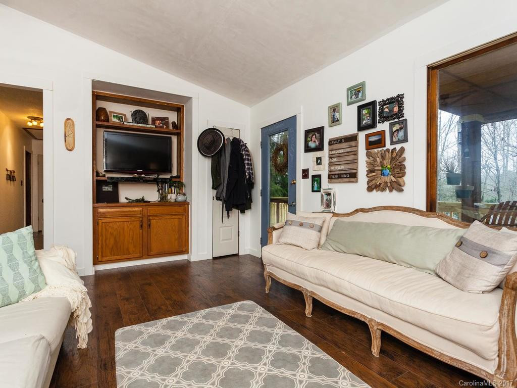 653 Avery Creek Road - Photo 12