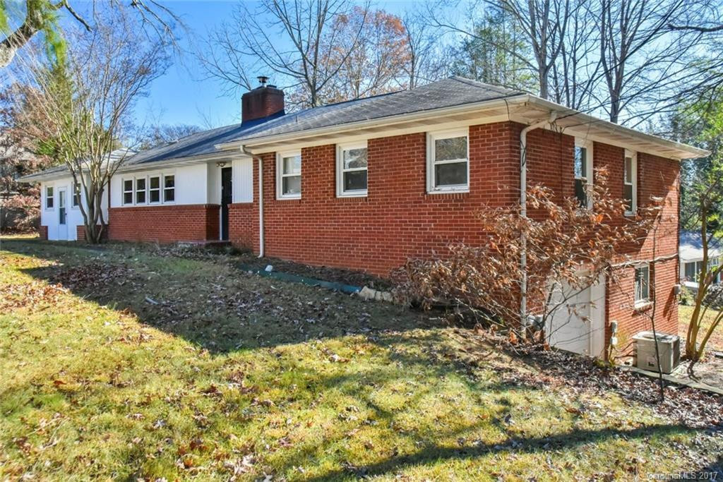 8 Fernlawn Road - Photo 2