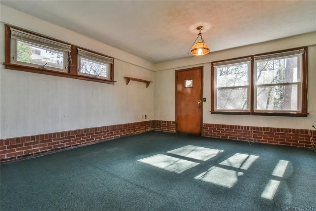 8 Fernlawn Road - Photo 14