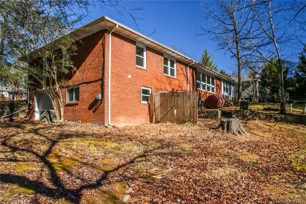 8 Fernlawn Road - Photo 22