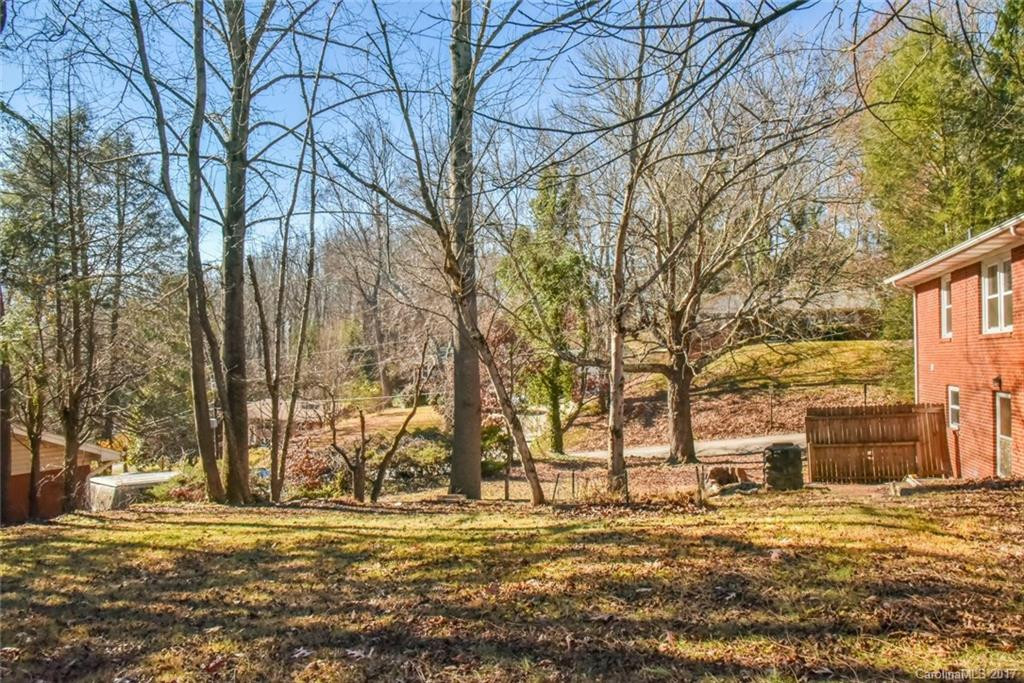 8 Fernlawn Road - Photo 24