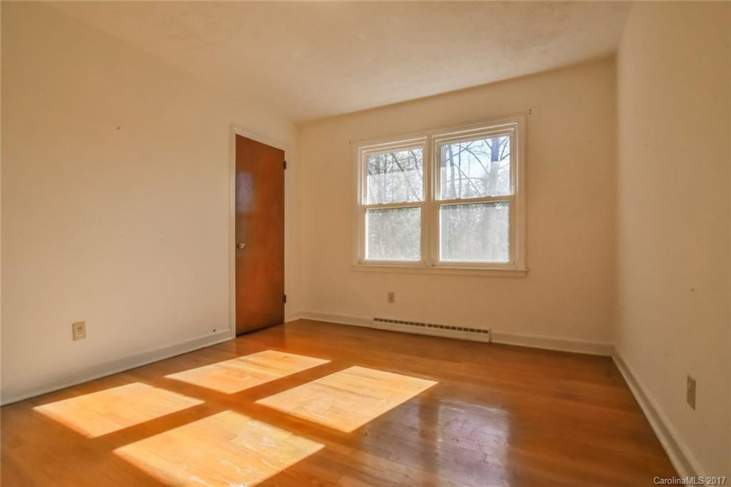 8 Fernlawn Road - Photo 10