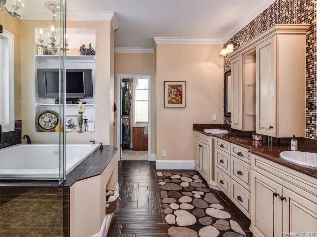 67 Ashley Woods Drive - Photo 10