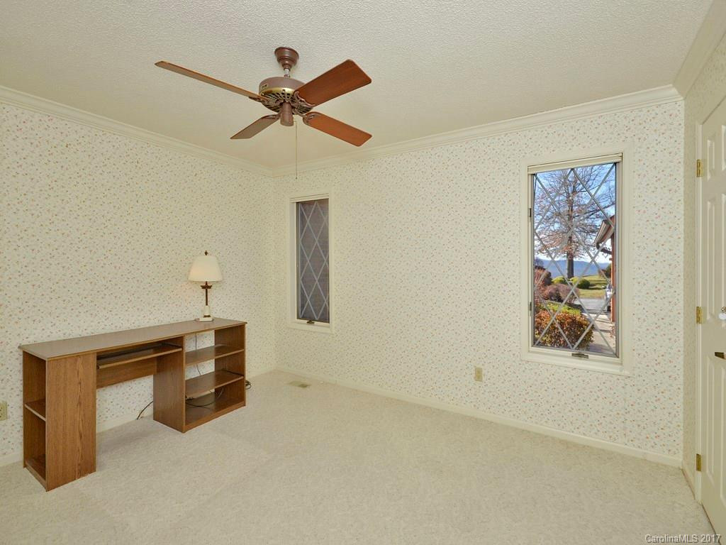 301 Fleetwood Plaza #1 - Photo 11