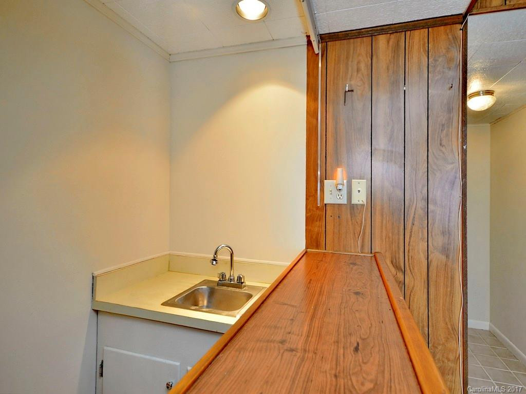 301 Fleetwood Plaza #1 - Photo 16