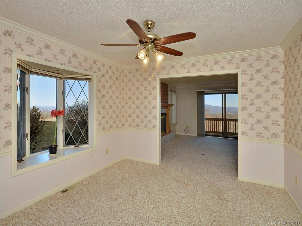 301 Fleetwood Plaza #1 - Photo 9