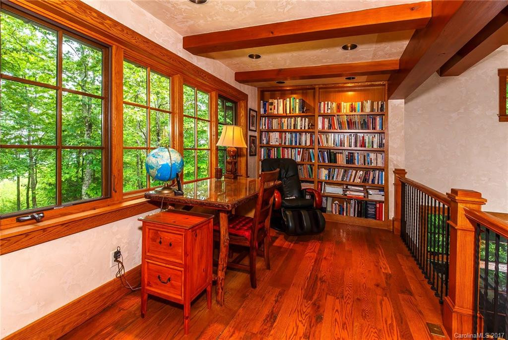 1033 Toxaway Drive - Photo 23