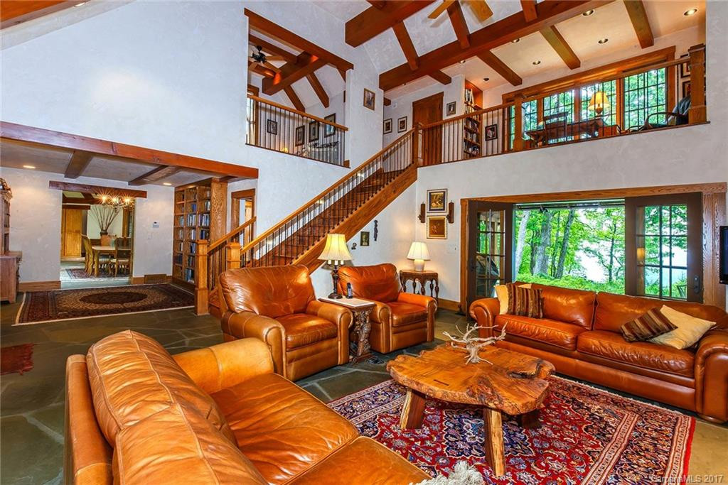 1033 Toxaway Drive - Photo 8