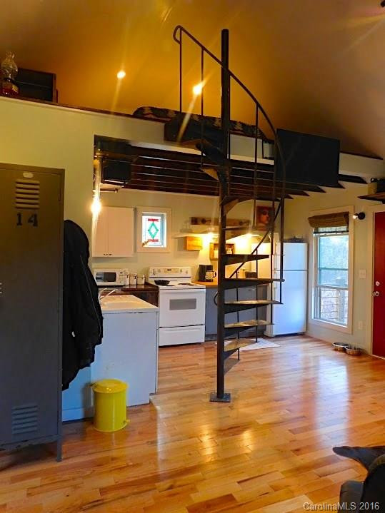 351 Hookers Gap Road - Photo 11