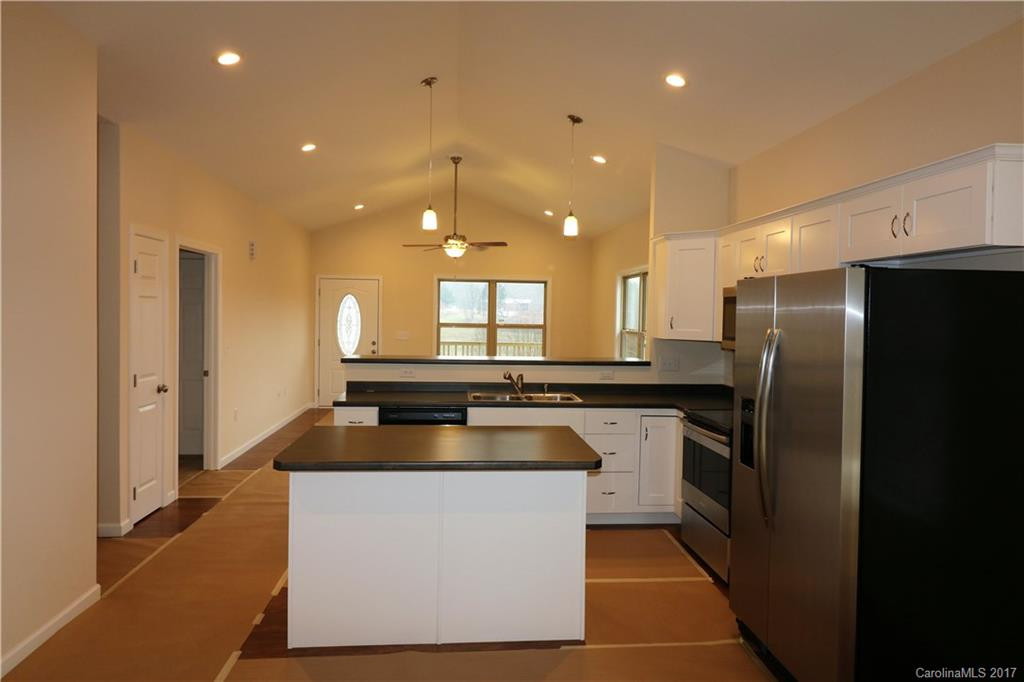 243 Plato Place - Photo 3