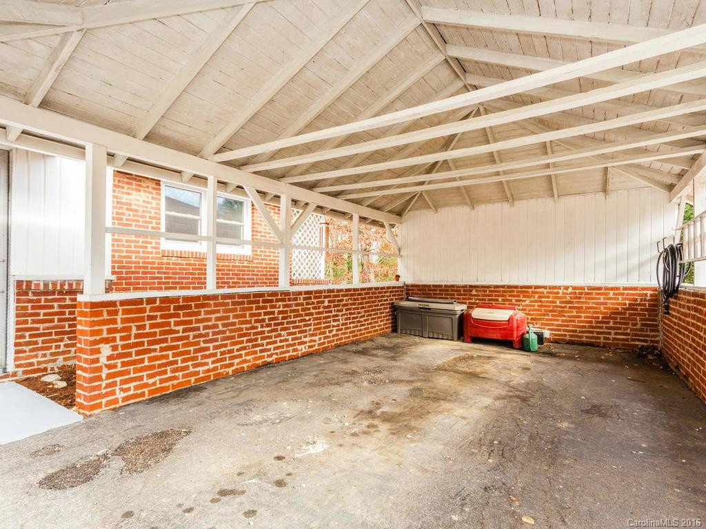 1034 Sylvan Boulevard - Photo 18