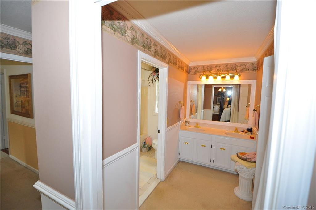 5990 Meadow Fork Road - Photo 14