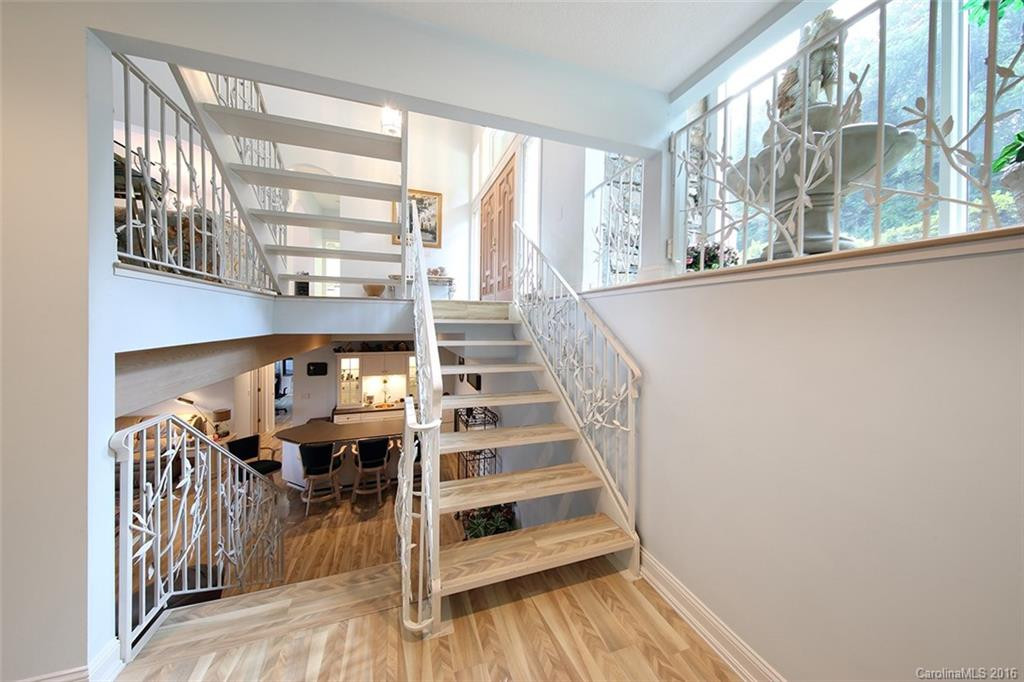 81 Cardinal Lane - Photo 13