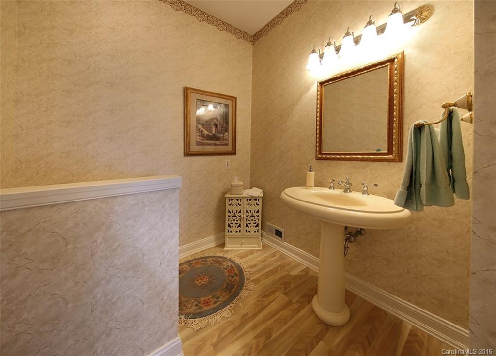 81 Cardinal Lane - Photo 10