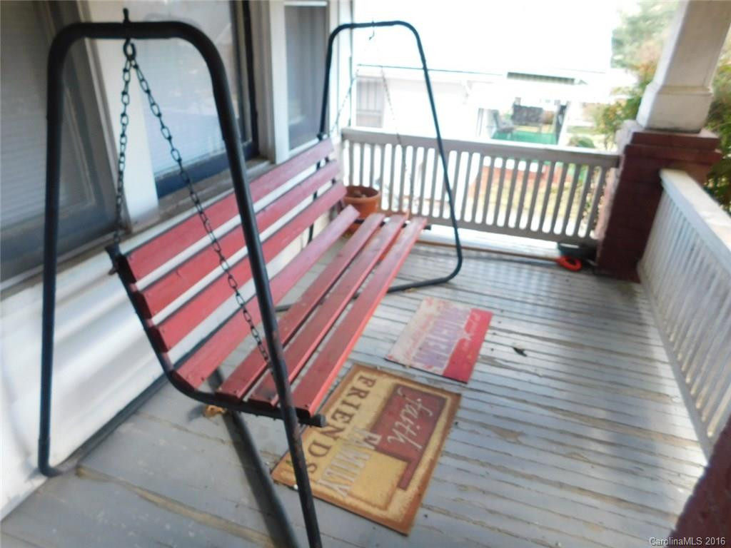 35 Bartlett Street - Photo 2