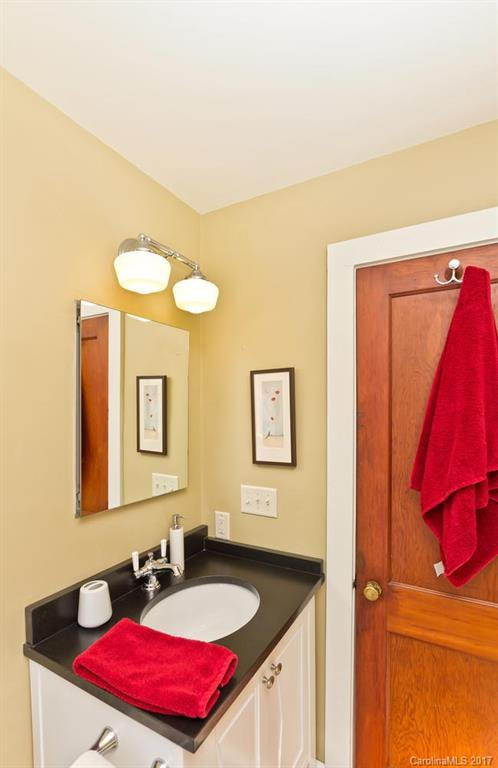 190 Swannanoa Avenue - Photo 15