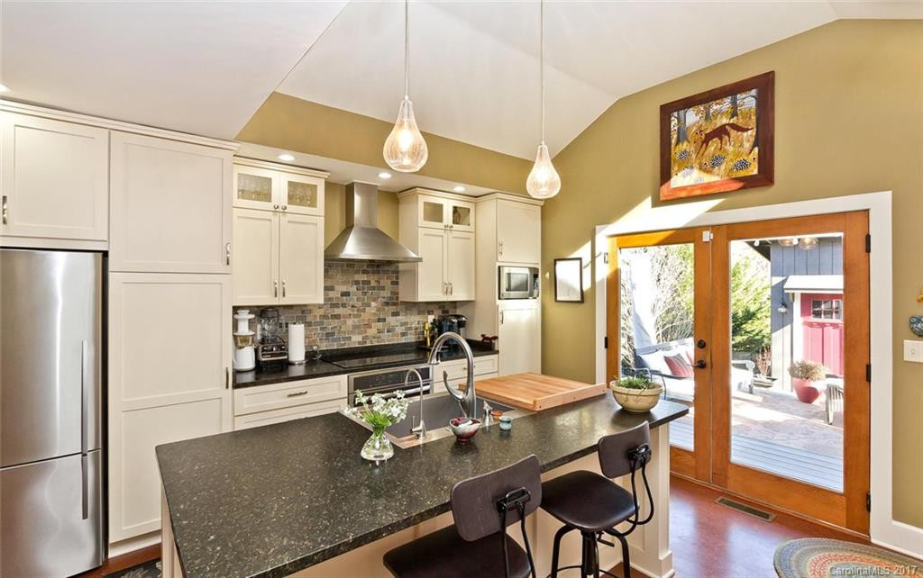 190 Swannanoa Avenue - Photo 7
