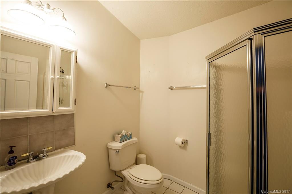 182 Skyland Drive - Photo 14