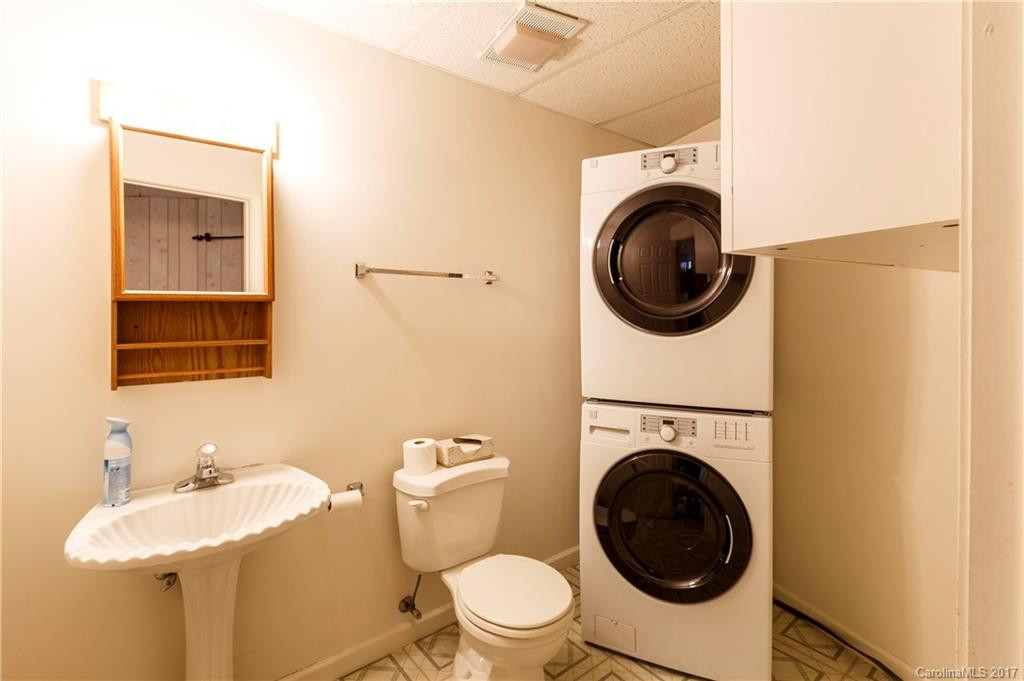 182 Skyland Drive - Photo 16