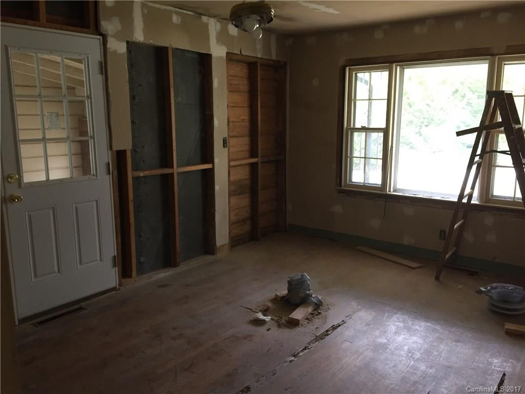 47 Smith Graveyard Road - Photo 13