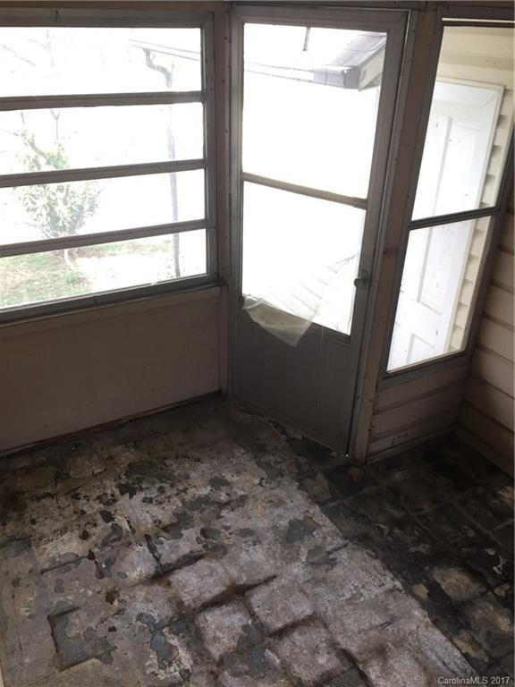 47 Smith Graveyard Road - Photo 16