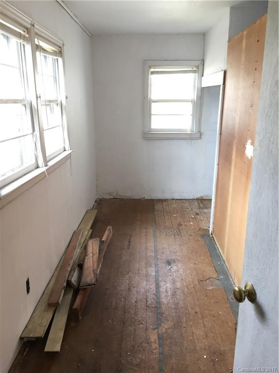47 Smith Graveyard Road - Photo 18
