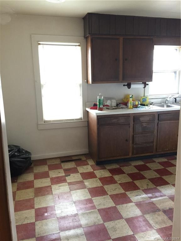 47 Smith Graveyard Road - Photo 9