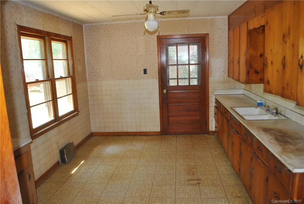 1863 Lake Logan Road - Photo 6