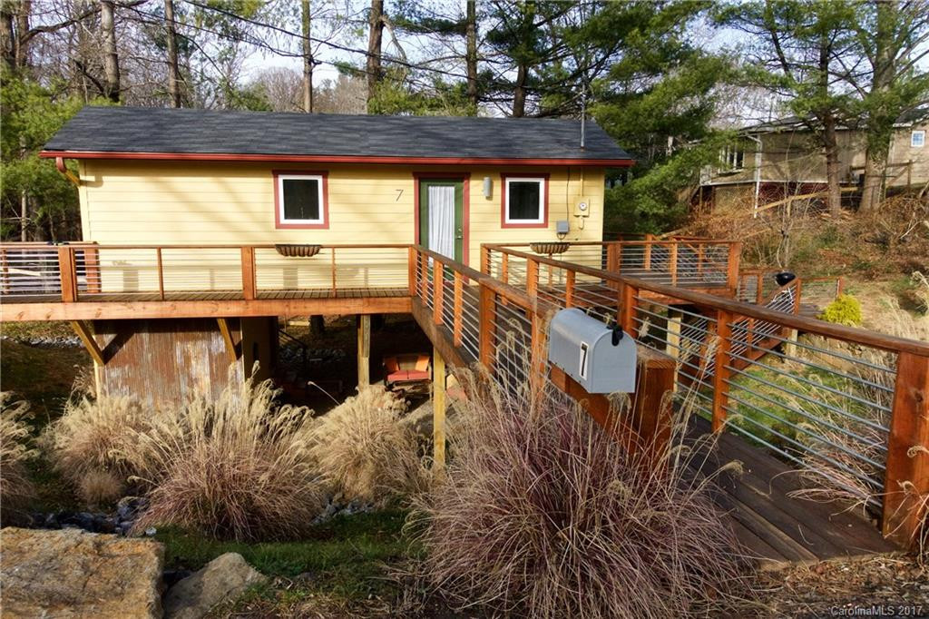 7 Alta Avenue