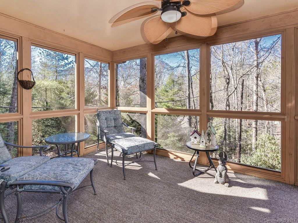 646 Sunset Drive - Photo 19