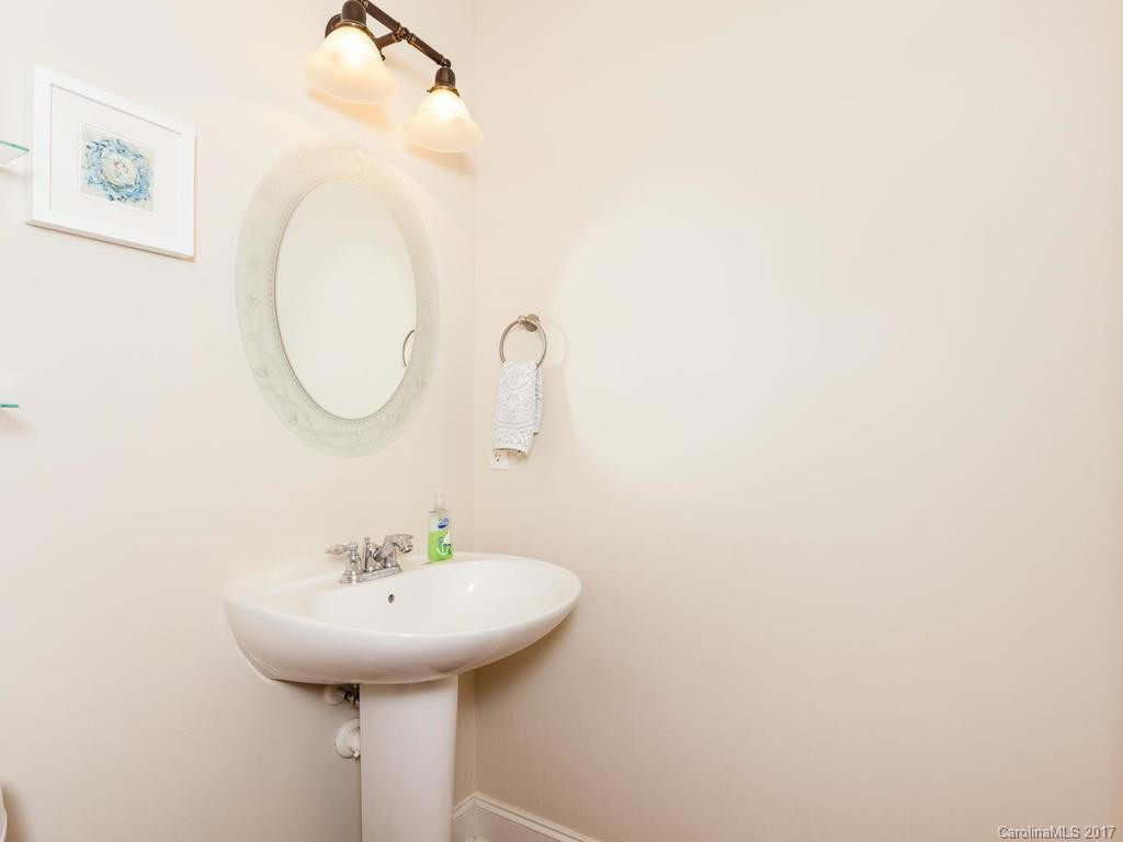 9 Hoolet Court - Photo 11